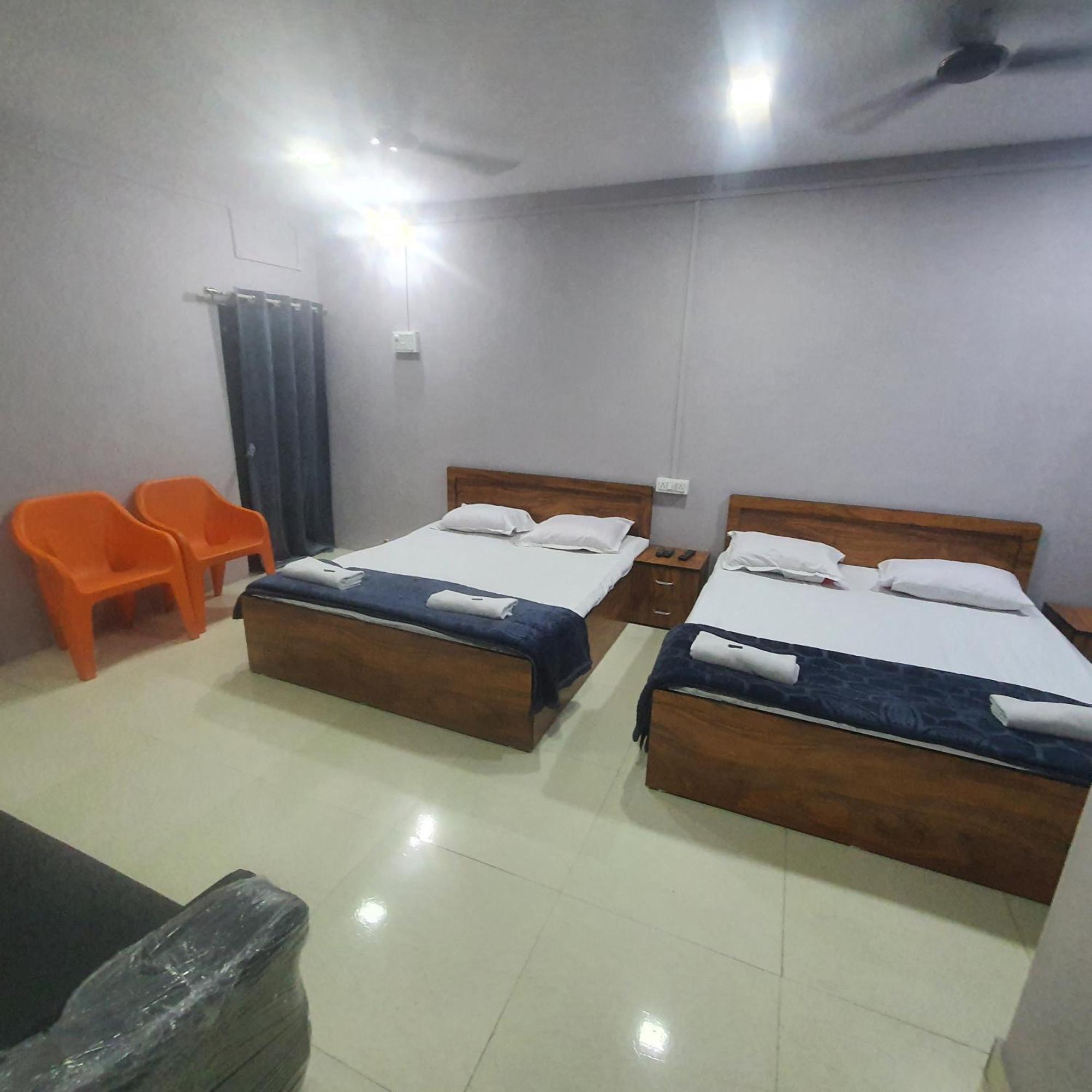Hotel Family Stay Beside Railway Station Aurangabad  Exterior photo